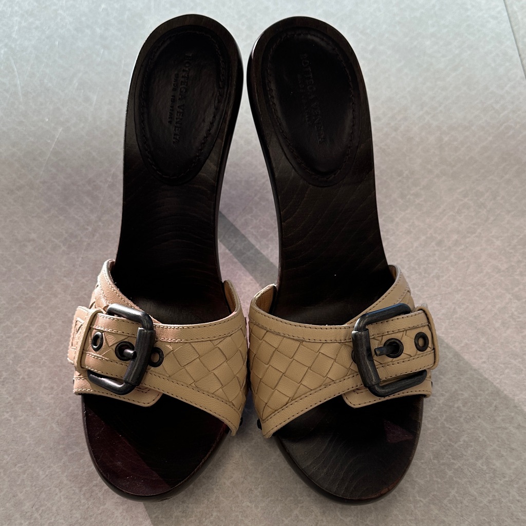 Bottega Veneta Beige Woven Mules With Buckle